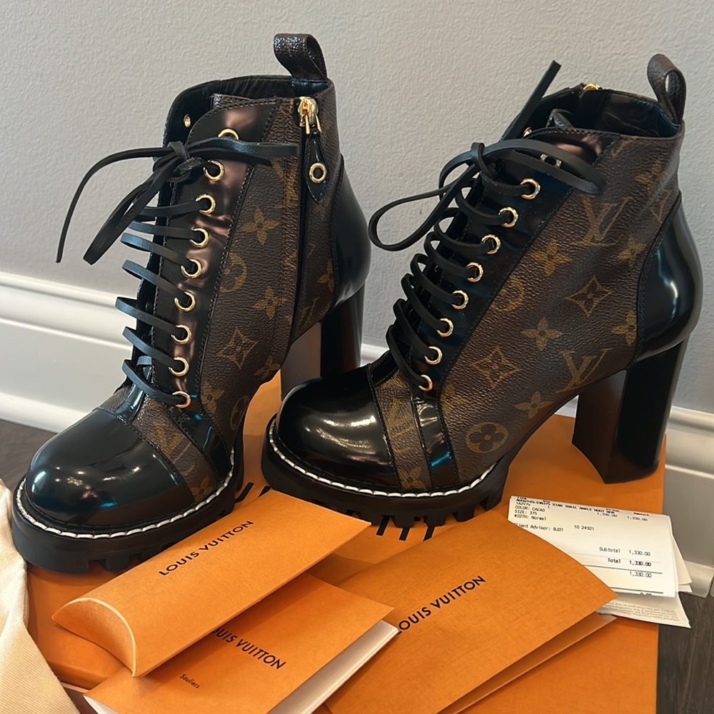 NEW with box Louis Vuitton Star Trail Ankle Boot 8cm heel / Size 37.5
